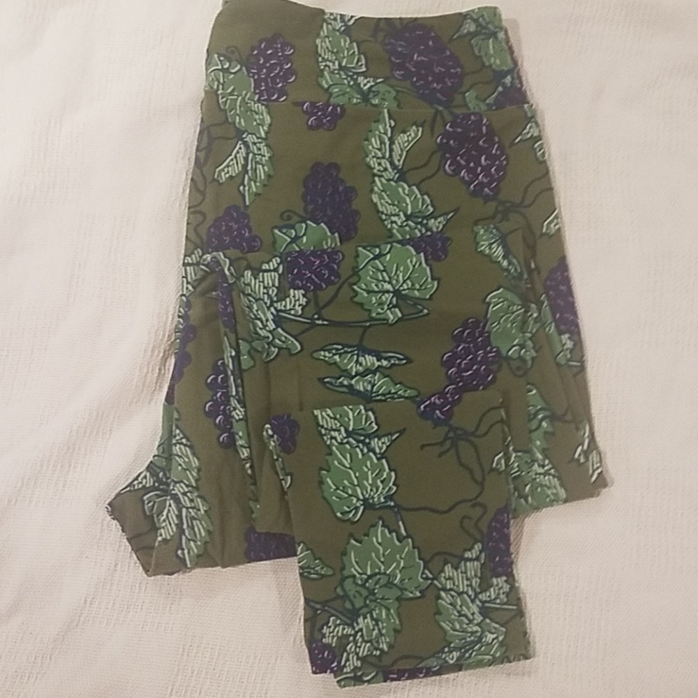 Lularoe TC leggings EUC